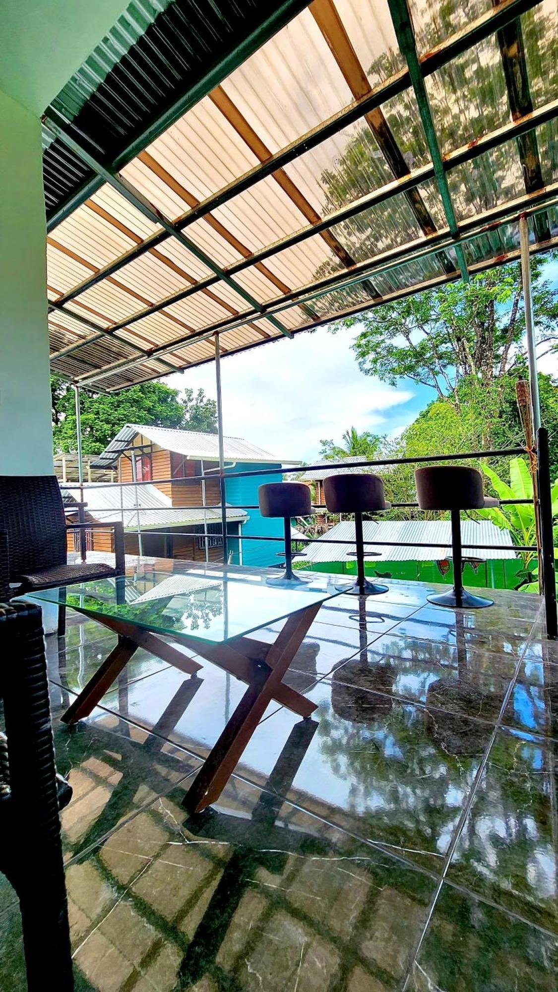 Ferienwohnung H Et L Tortuguero Exterior foto
